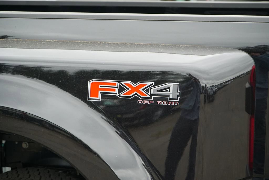 Certified 2025 Ford F450 Platinum w/ FX4 Off-Road Package AWD/4WD image 32