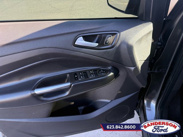 Certified 2019 Ford Escape SE image 12
