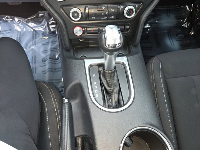 Certified 2021 Ford Mustang Coupe RWD image 4