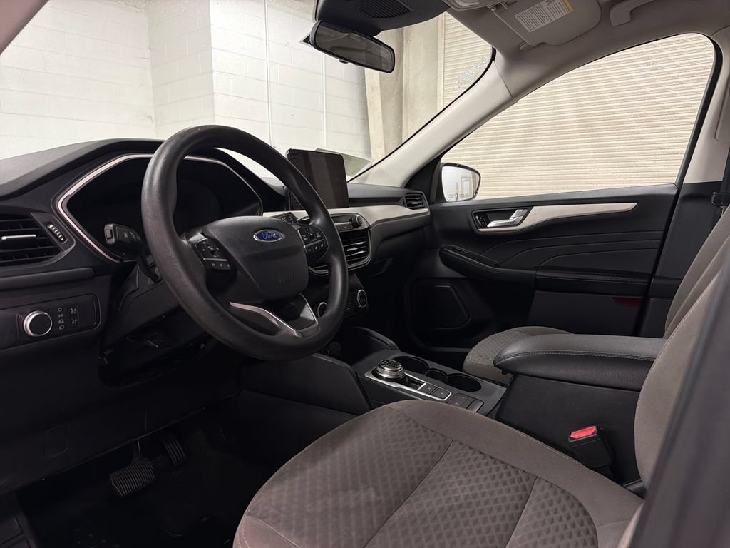 Certified 2021 Ford Escape SE FWD image 6