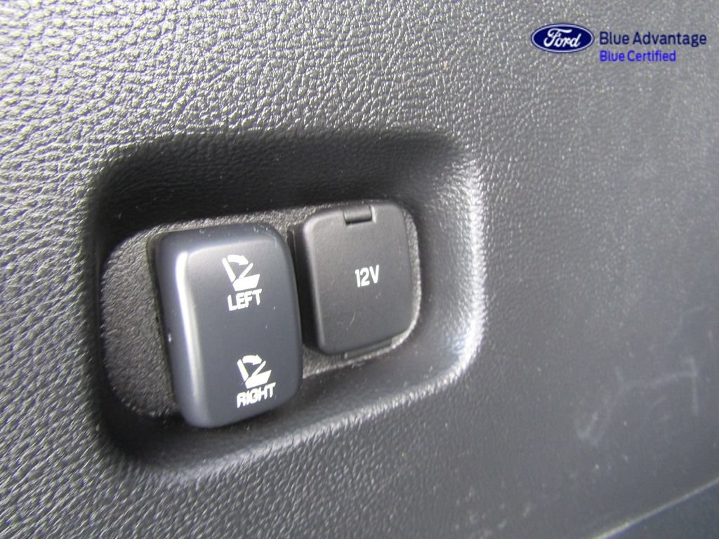 Certified 2024 Ford Edge SEL w/ Convenience Package AWD/4WD image 11