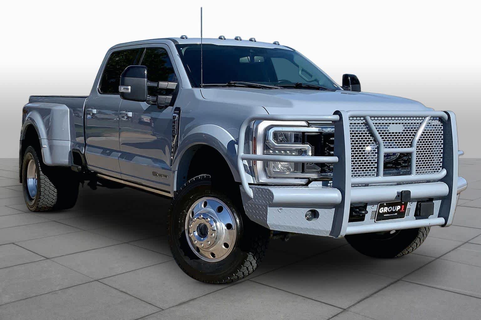 Certified 2024 Ford F450 Lariat w/ Lariat Ultimate Package AWD/4WD image 3