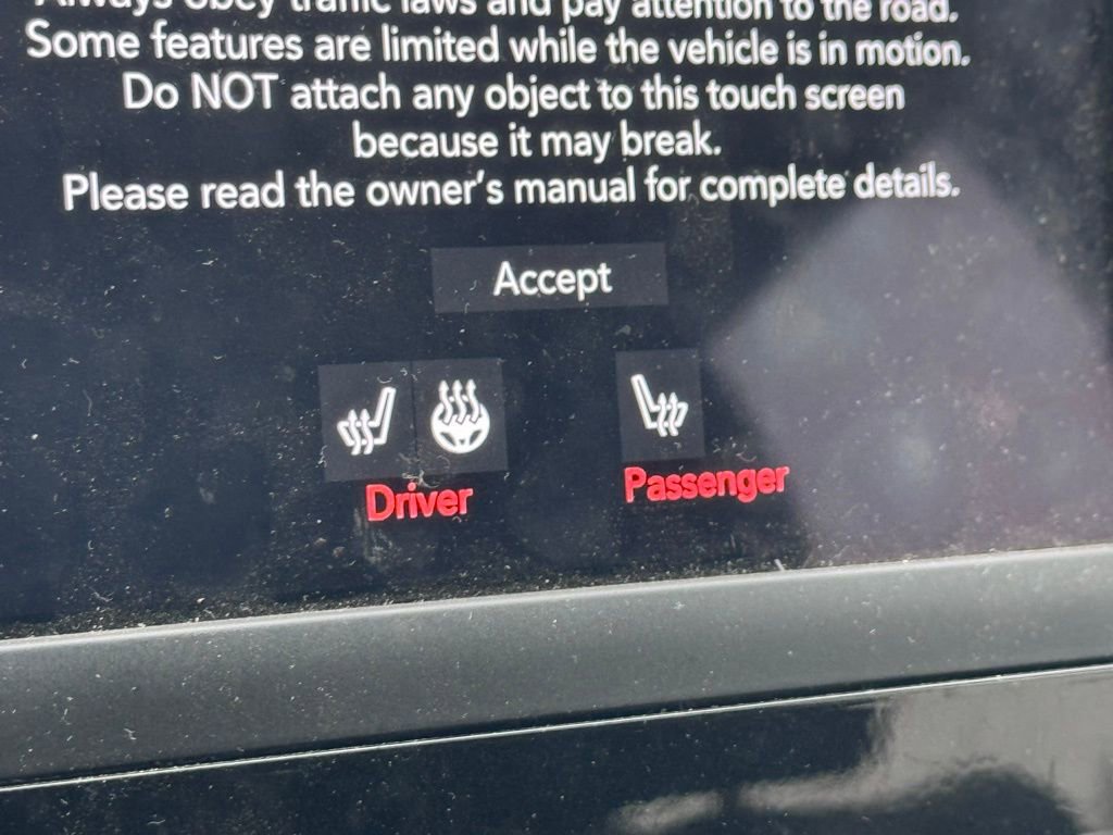 Used 2020 Chrysler Pacifica Touring-L image 17