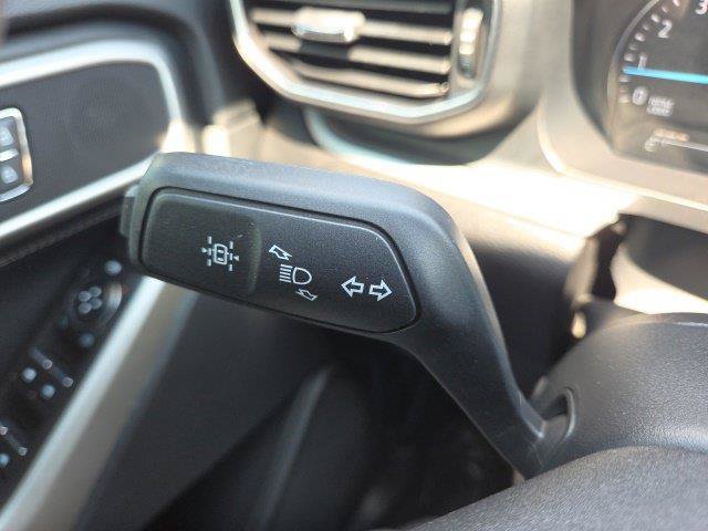 Certified 2022 Ford Explorer XLT w/ Equipment Group 202A AWD/4WD image 46