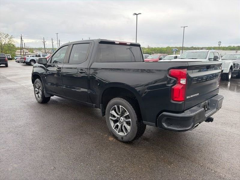 Used 2023 Chevrolet Silverado 1500 RST image 2