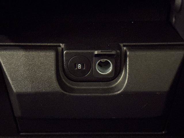 Certified 2025 Ford F150 XLT w/ Equipment Group 301A Standard AWD/4WD image 34