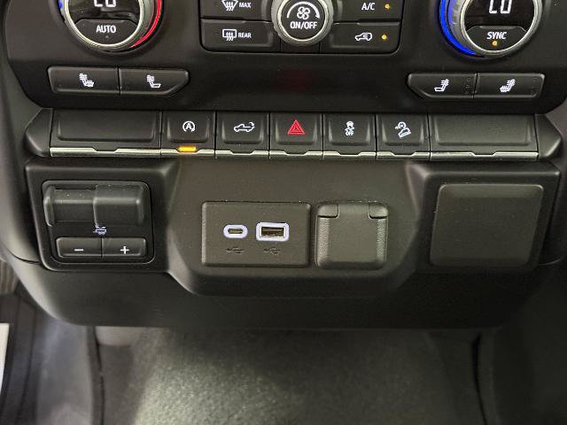 Used 2021 Chevrolet Silverado 1500 LT w/ Z71 Off-Road Package AWD/4WD image 20