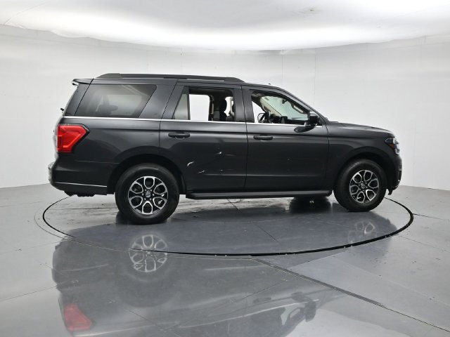 Certified 2024 Ford Expedition XLT RWD image 2