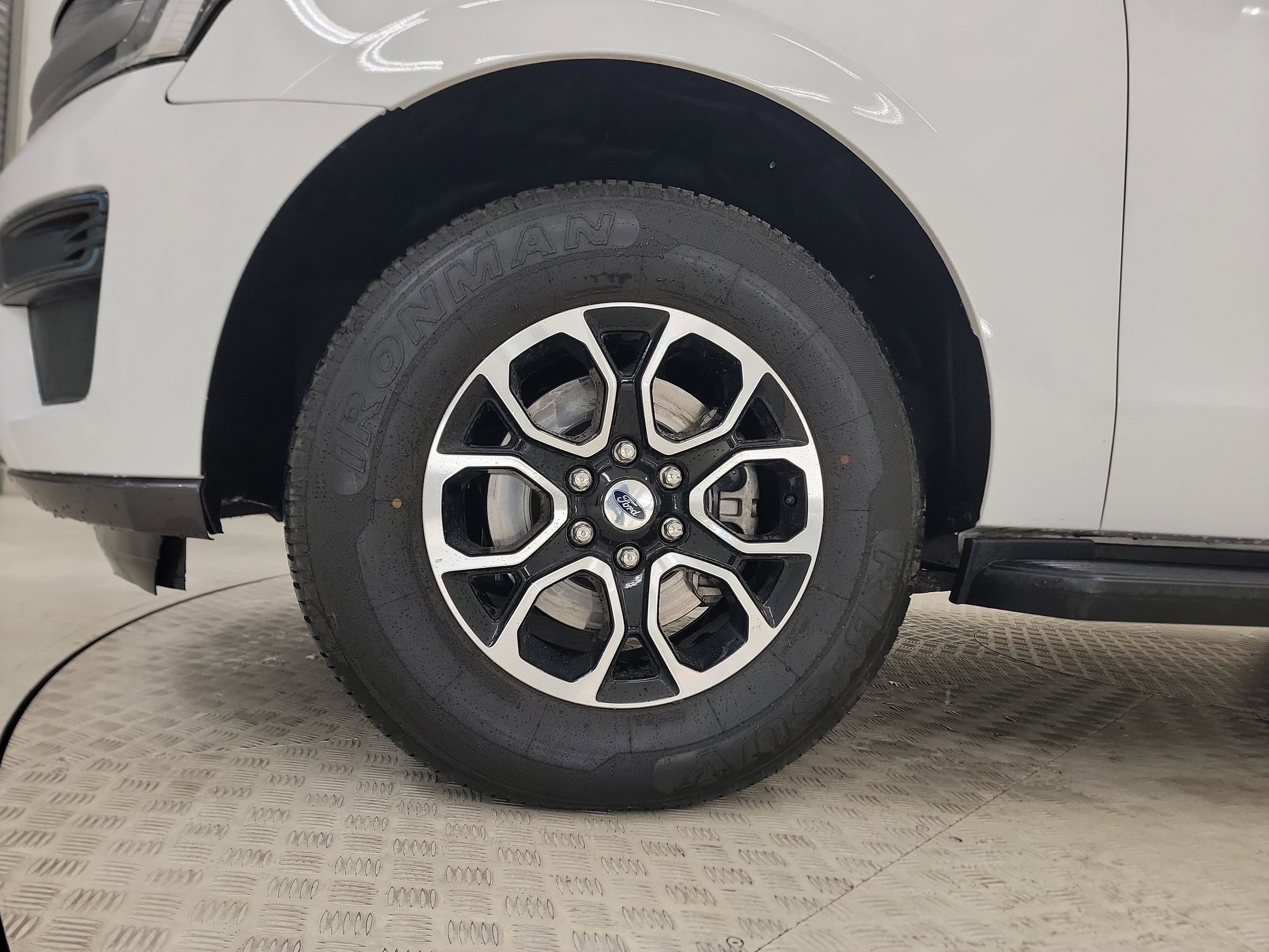 Certified 2024 Ford Expedition XLT AWD/4WD image 10