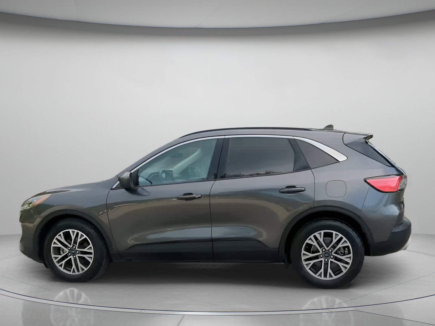 Certified 2020 Ford Escape SEL FWD image 17