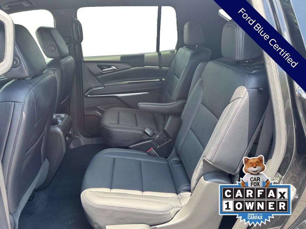 Used 2025 Chevrolet Traverse LT FWD image 18