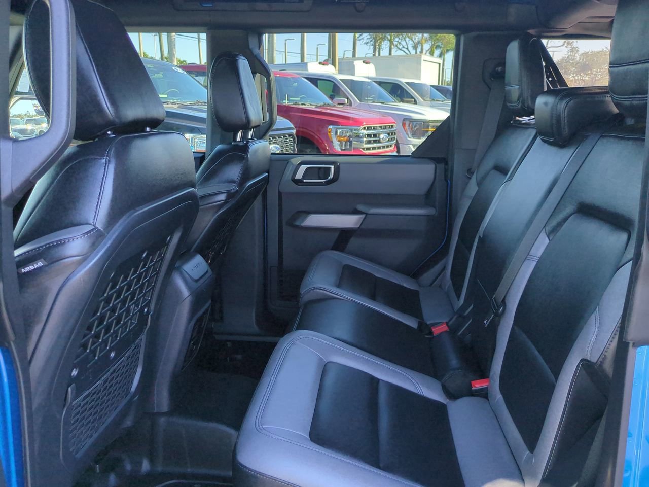 Certified 2023 Ford Bronco Black Diamond image 13