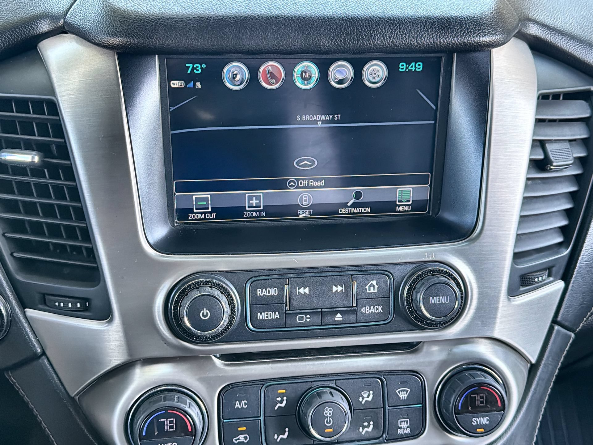 Used 2019 GMC Yukon Denali w/ Open Road Package AWD/4WD image 18