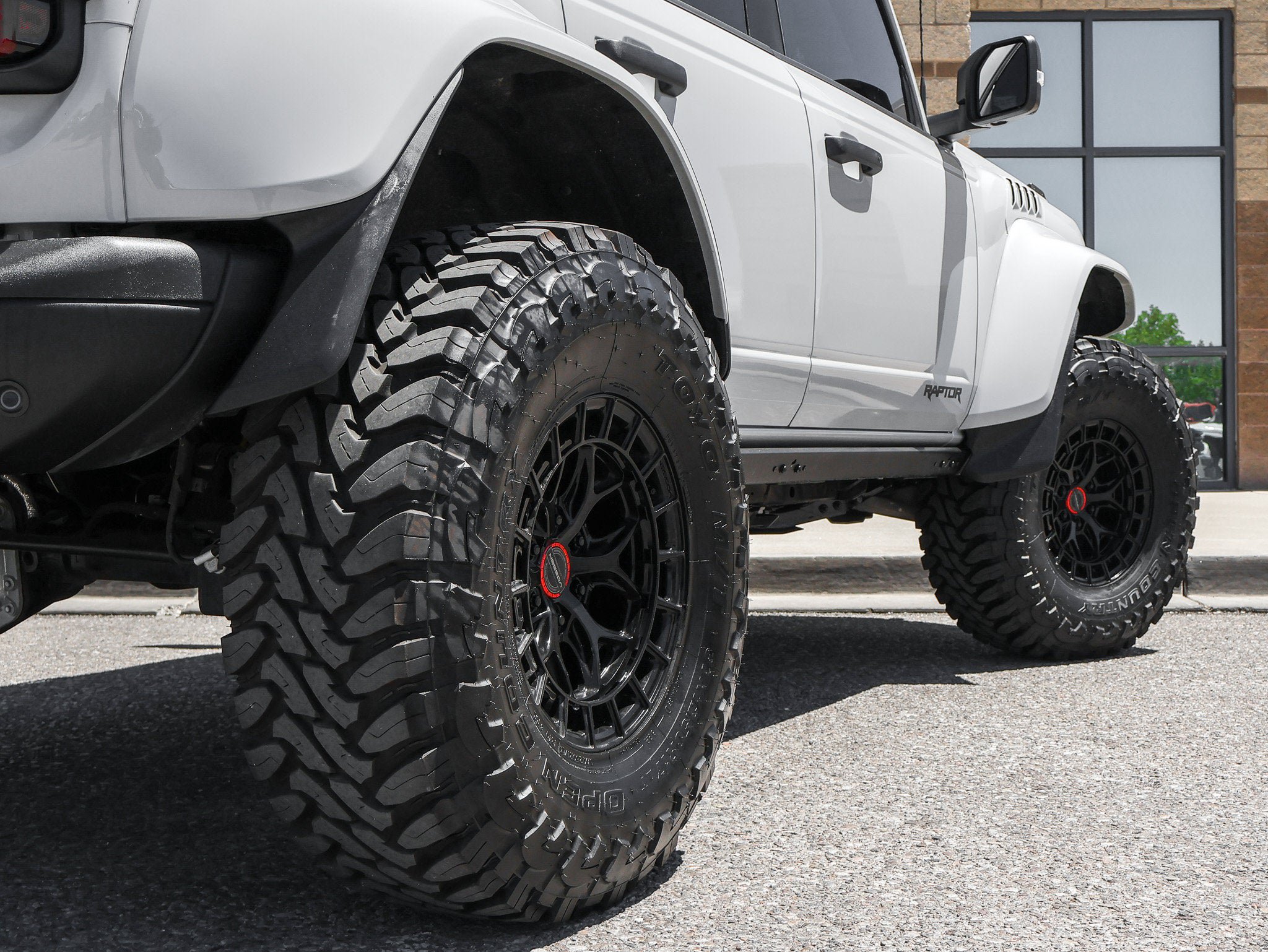 Certified 2026 Ford Bronco Raptor AWD/4WD image 11