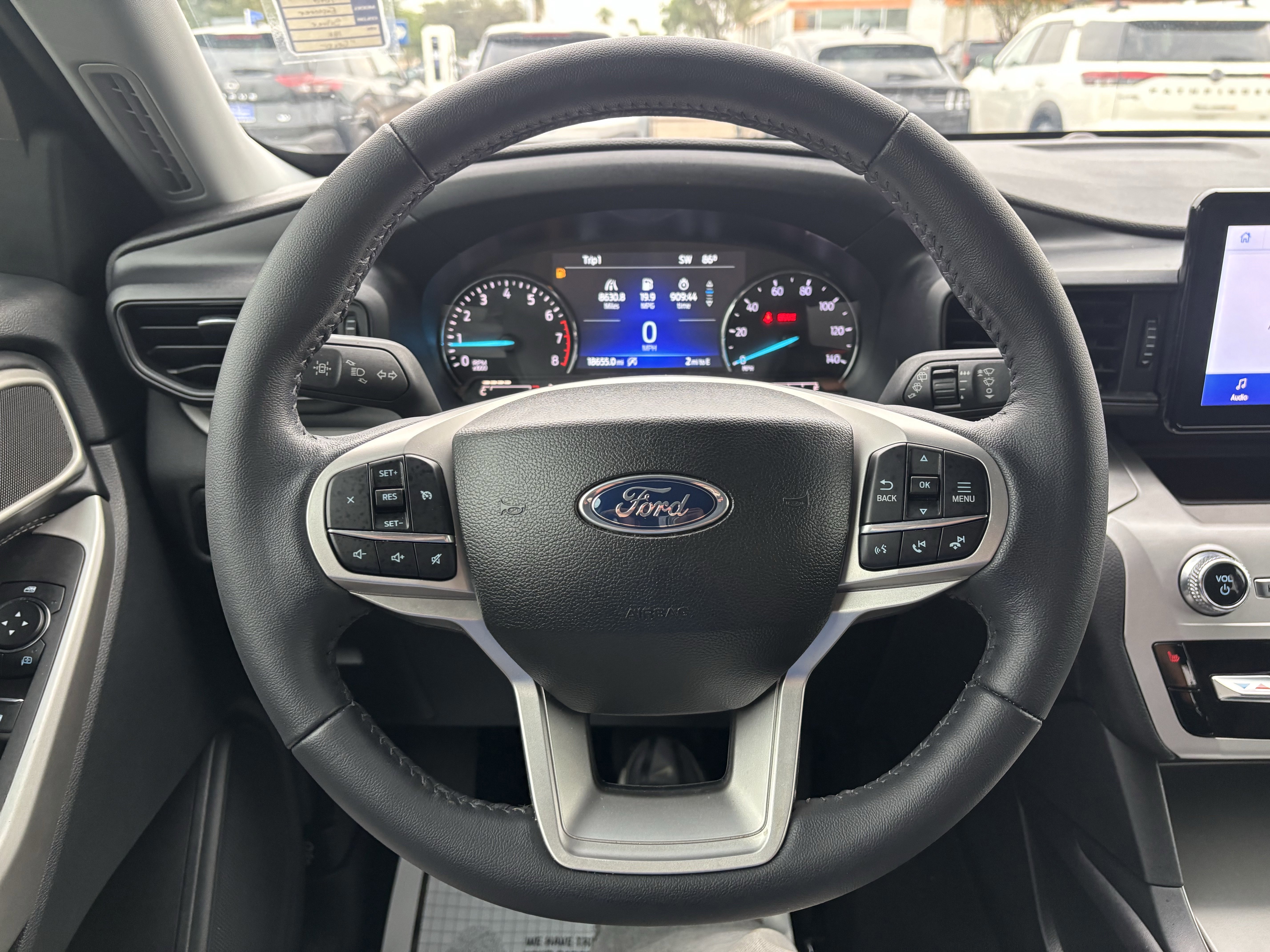 Certified 2023 Ford Explorer XLT image 29