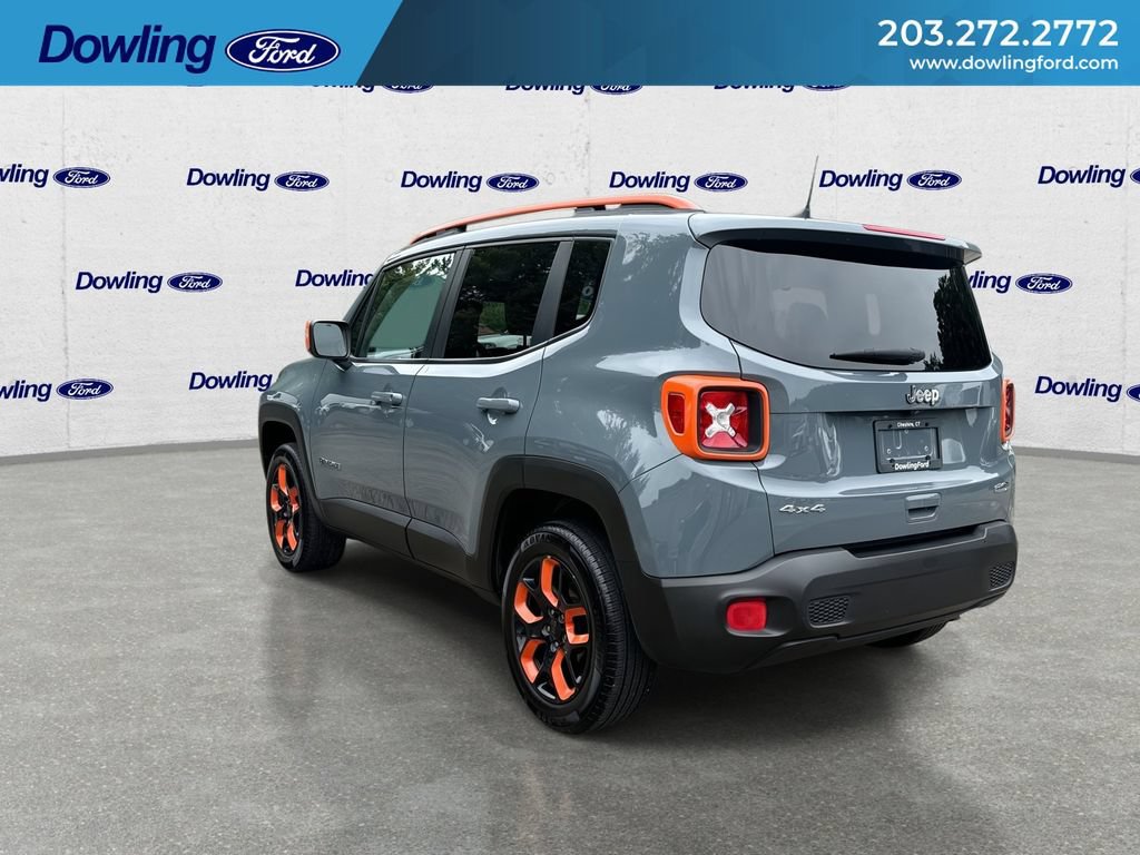 Used 2018 Jeep Renegade Latitude AWD/4WD image 6