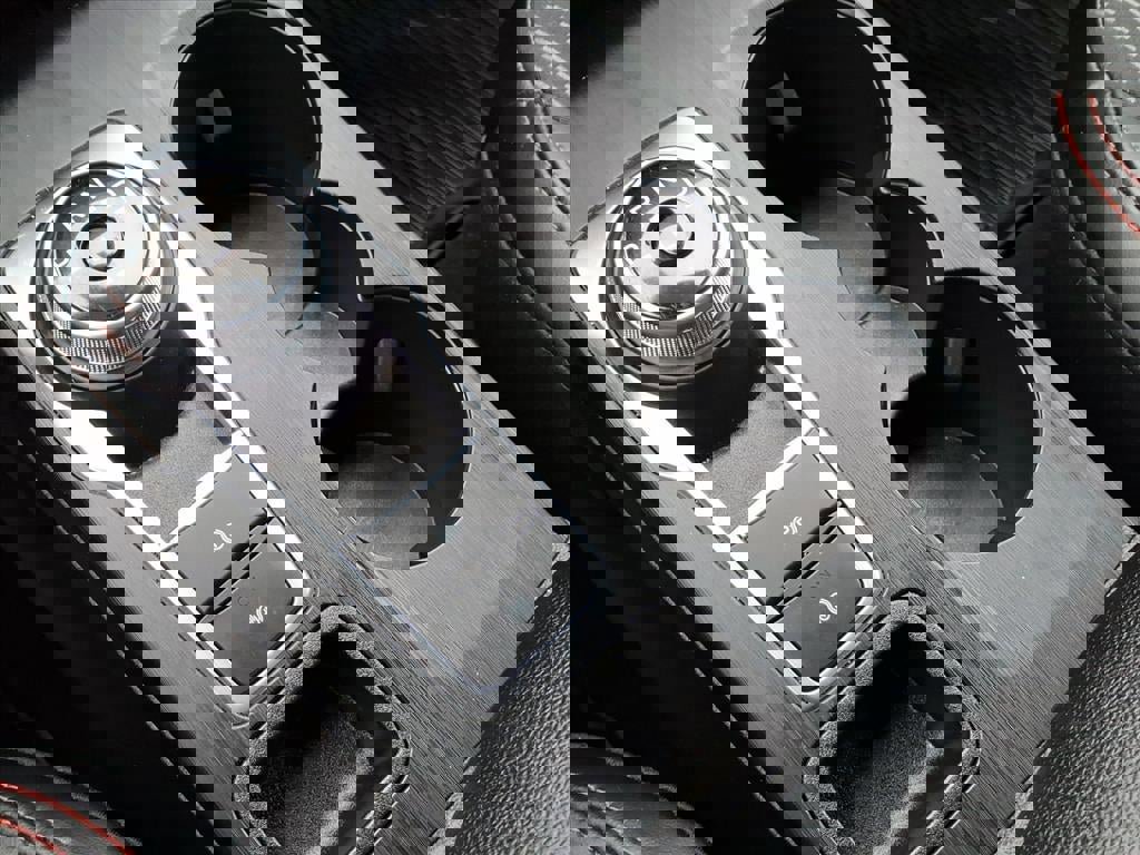 Certified 2024 Ford Escape ST-Line w/ Tech Pack #1 image 19