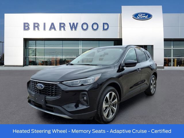 Certified 2025 Ford Escape Platinum AWD/4WD image 1