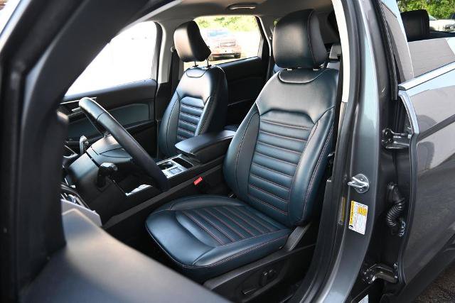 Certified 2022 Ford Edge SEL w/ Sport Appearance Package AWD/4WD image 20