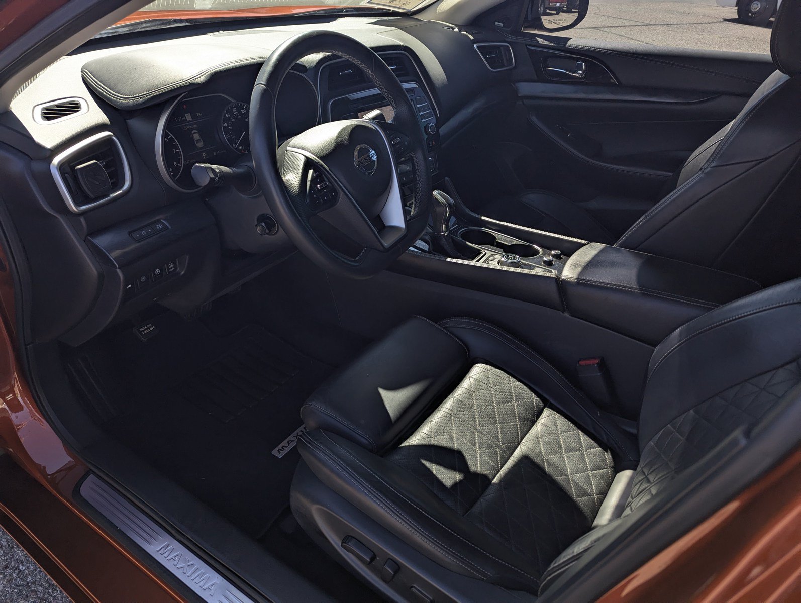 Used 2022 Nissan Maxima Platinum w/ Sport Mat Group FWD image 9