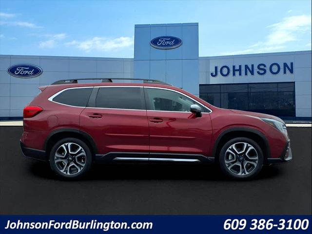 Used 2023 Subaru Ascent Limited w/ Technology Package image 8