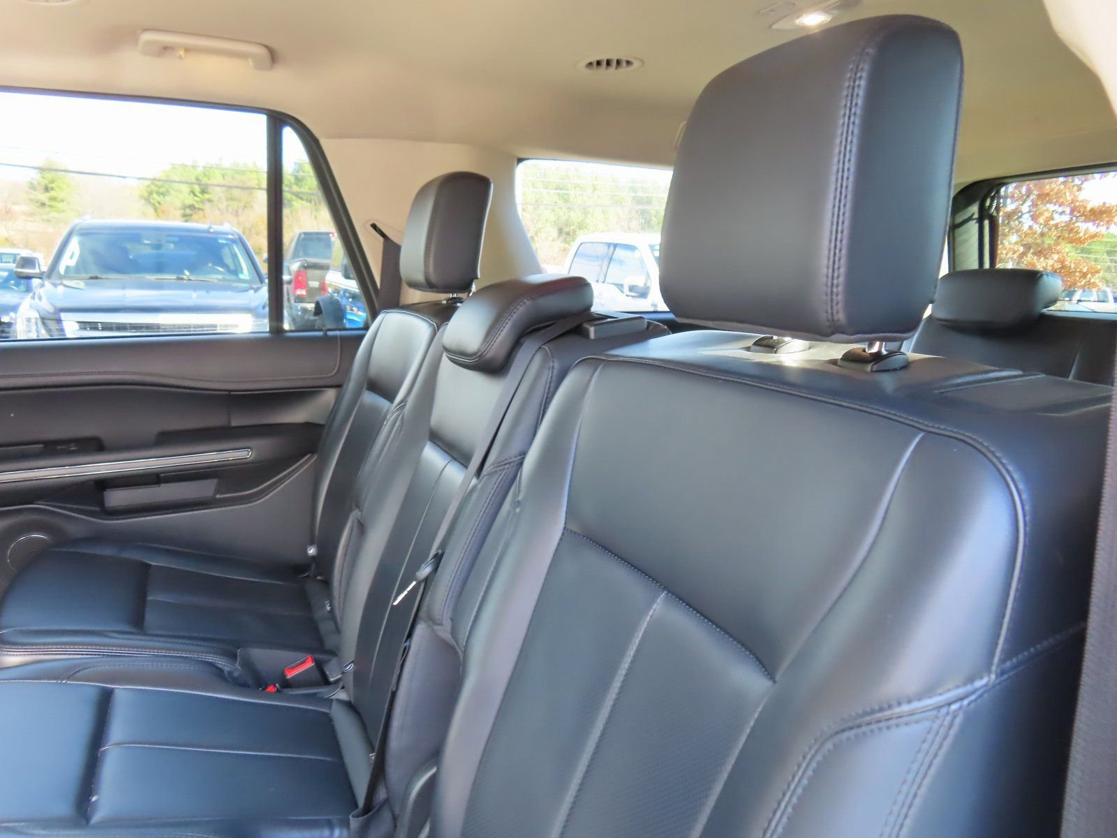 Certified 2024 Ford Expedition Max XLT image 31