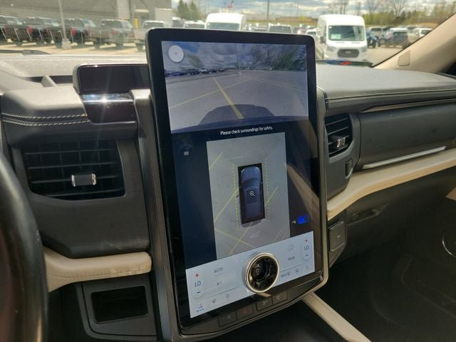 Certified 2022 Ford Expedition Platinum AWD/4WD image 15