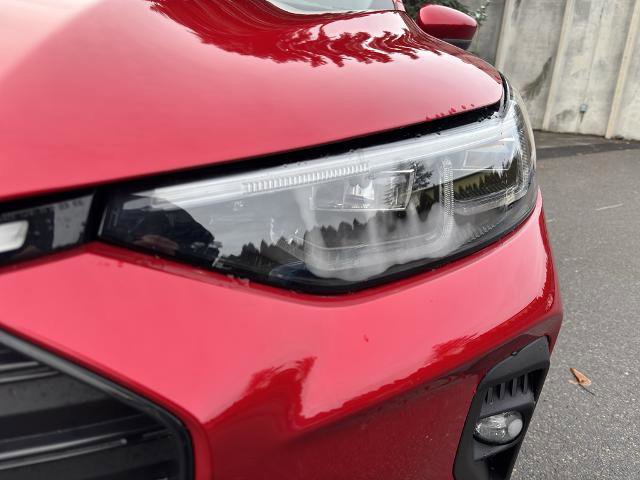 Certified 2025 Ford Escape ST-Line Elite w/ Class II Trailer Tow Package image 7