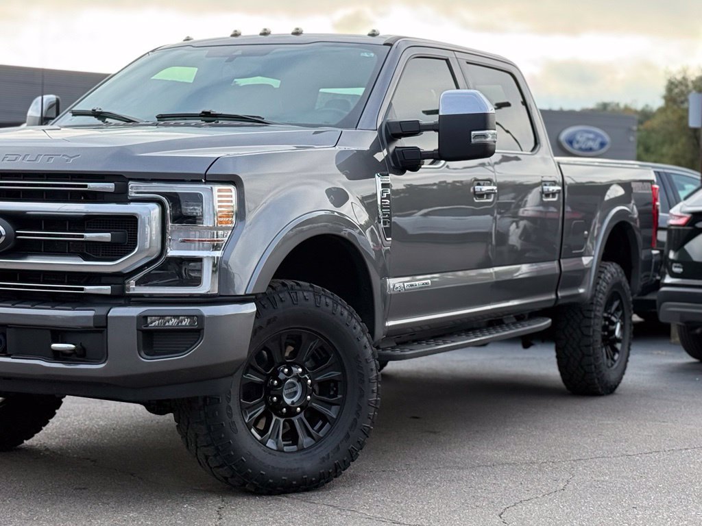 Certified 2022 Ford F250 Platinum w/ Tremor Off-Road Package AWD/4WD image 3