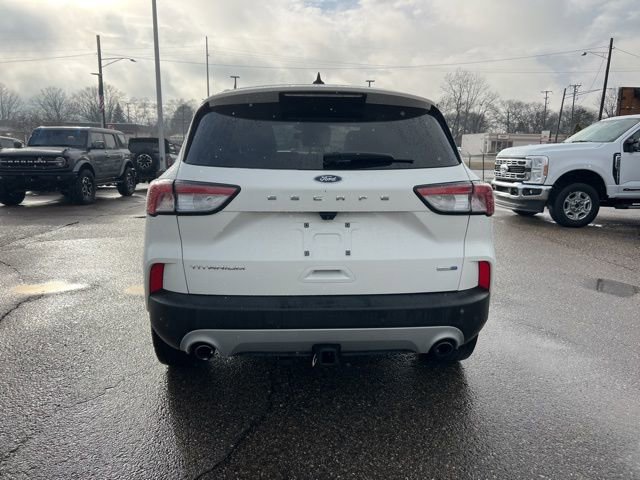 Certified 2020 Ford Escape Titanium image 4