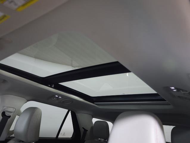 Certified 2025 Ford Explorer Active w/ Active Comfort Package image 18