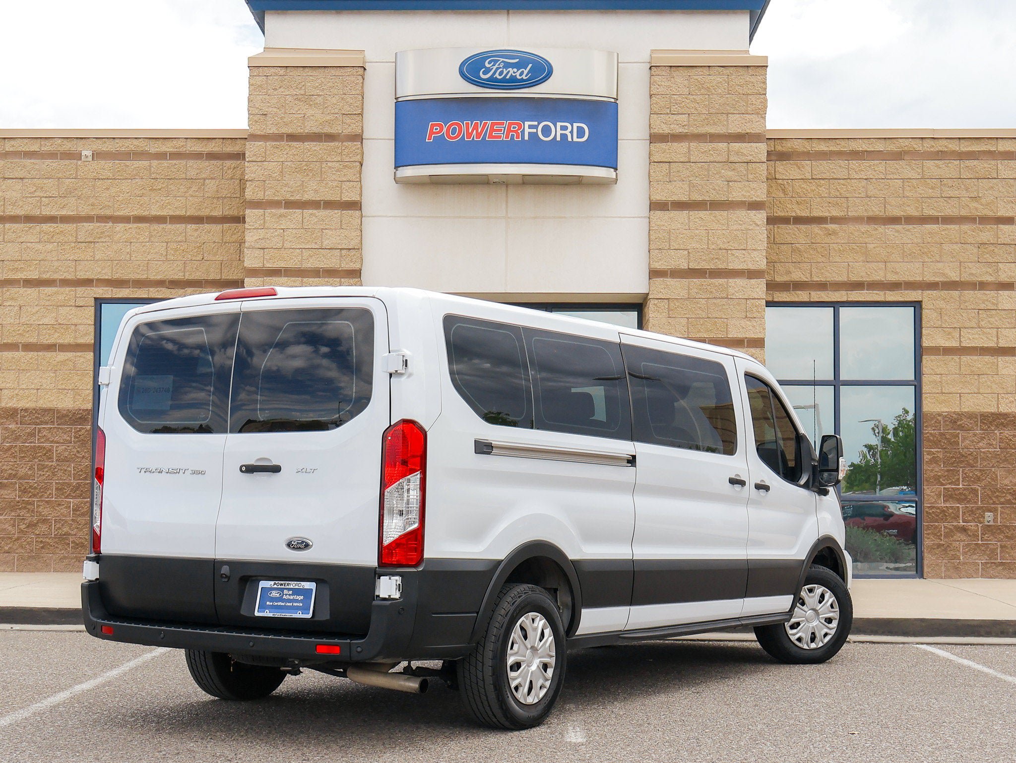 Certified 2023 Ford Transit 350 XLT RWD image 6