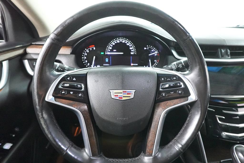 Used 2018 Cadillac XTS Luxury image 14