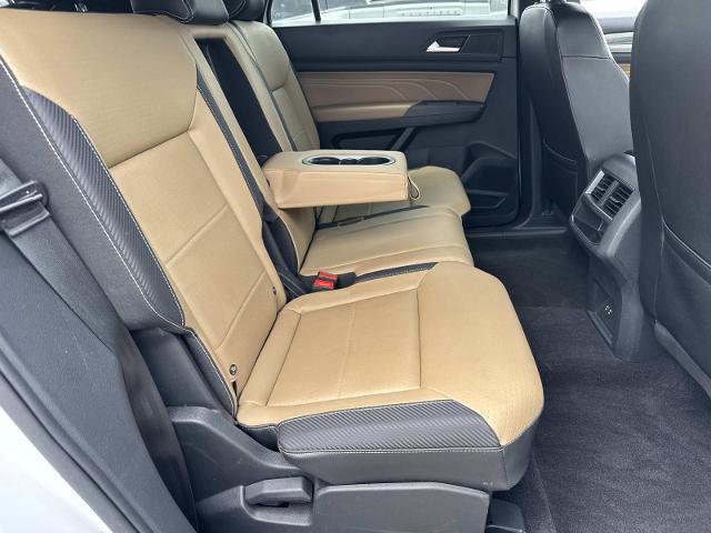 Used 2021 Volkswagen Atlas Cross Sport SE FWD image 12
