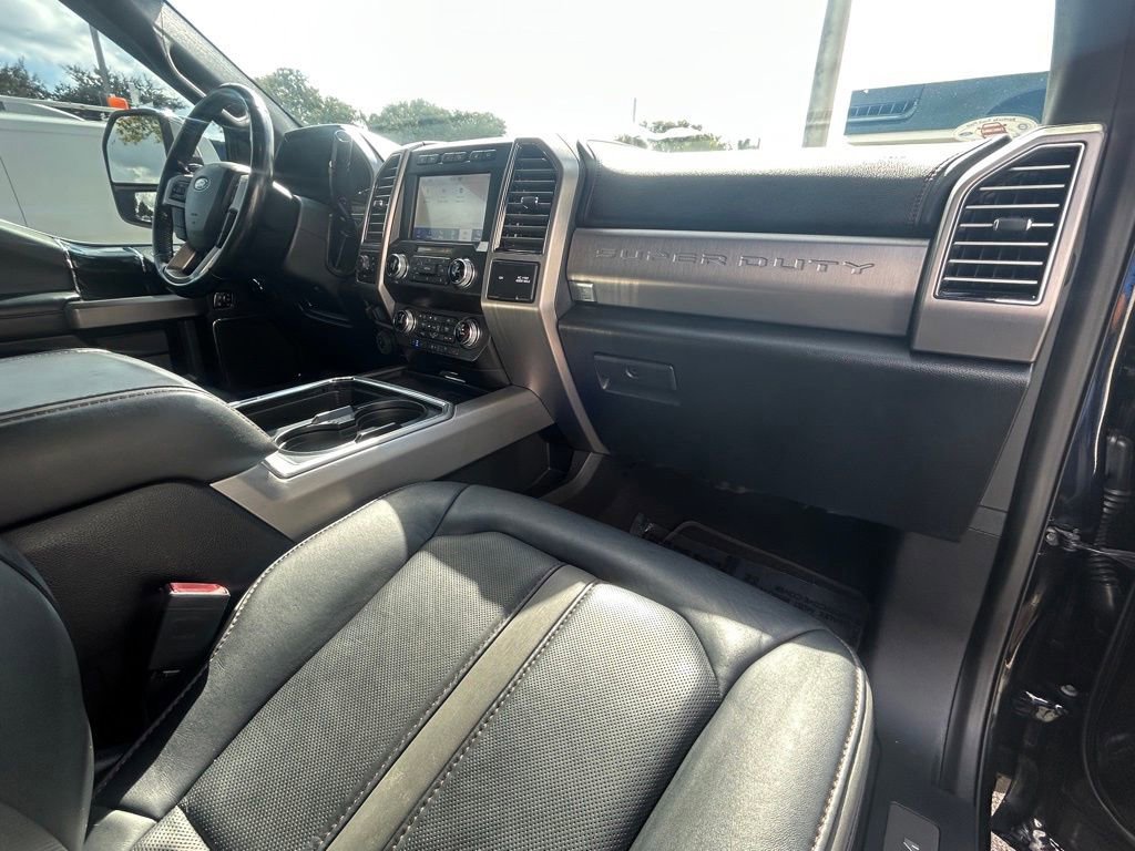 Certified 2021 Ford F450 Platinum w/ FX4 Off-Road Package image 31