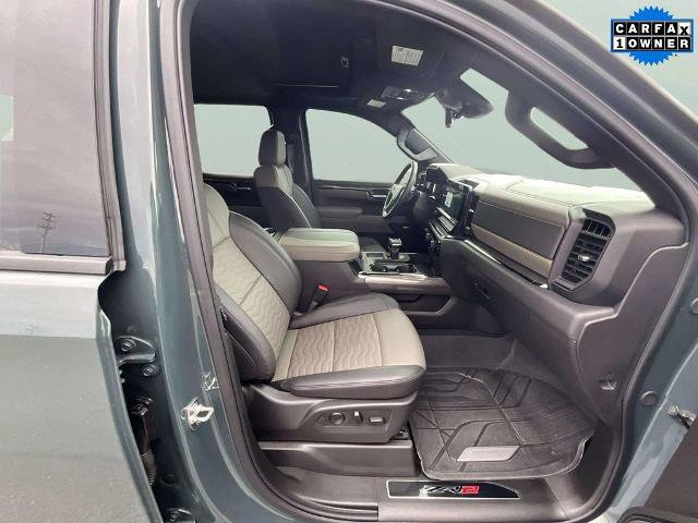 Used 2025 Chevrolet Silverado 1500 ZR2 w/ Technology Package image 19
