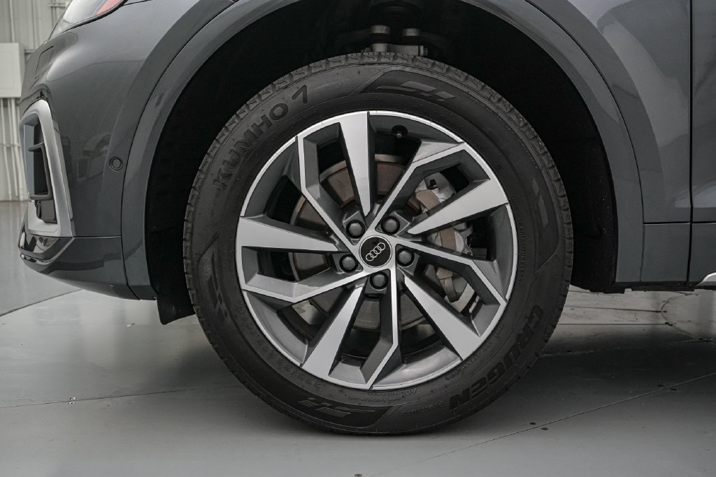 Used 2023 Audi Q5 2.0T Prestige w/ Prestige Package AWD/4WD image 10