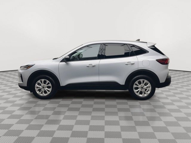 Certified 2025 Ford Escape Active AWD/4WD image 31