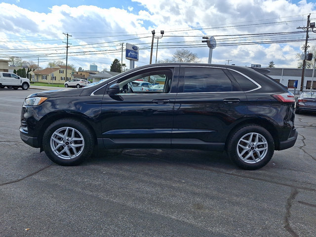 Certified 2023 Ford Edge SEL image 2