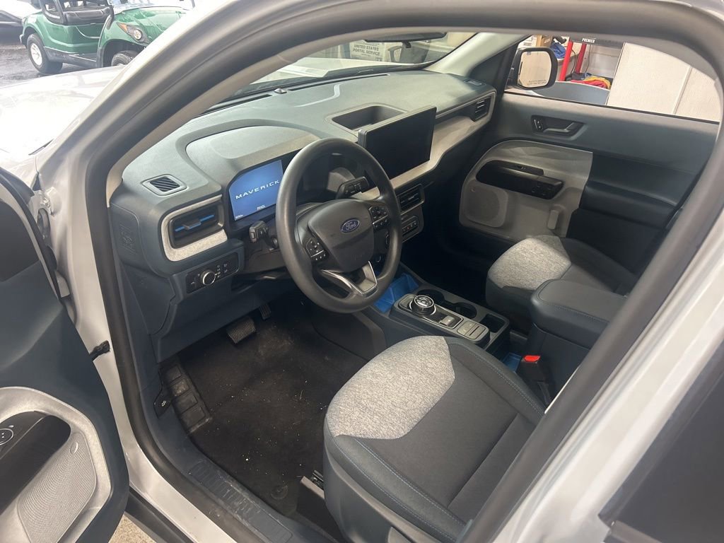 Certified 2025 Ford Maverick XLT w/ Equipment Group 302A AWD/4WD image 3