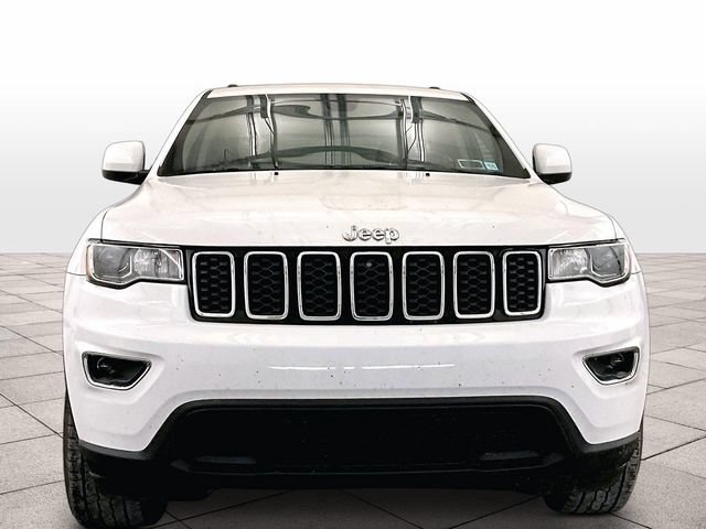 Used 2021 Jeep Grand Cherokee Laredo AWD/4WD image 3