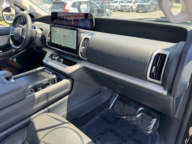 Certified 2025 Ford Expedition Max Active AWD/4WD image 39