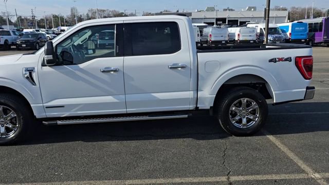 Certified 2022 Ford F150 XLT w/ Equipment Group 302A High image 3