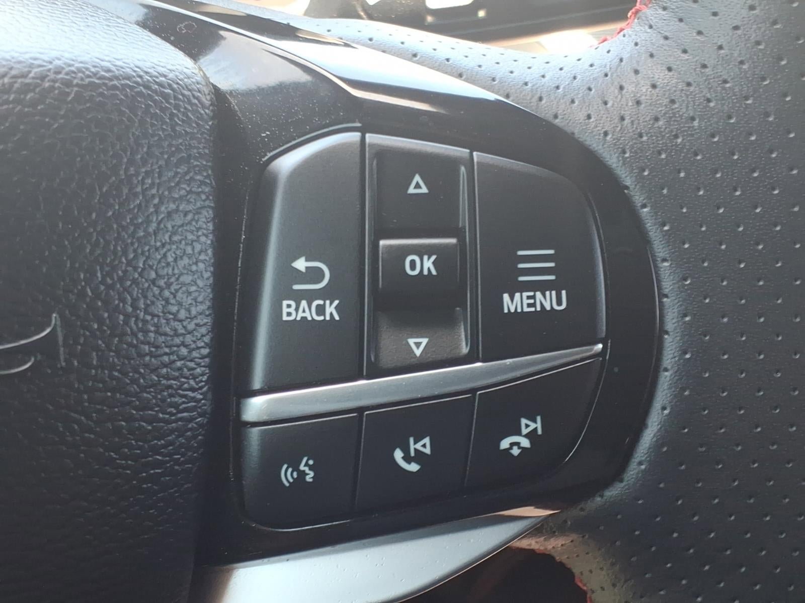 Certified 2025 Ford Explorer ST-Line RWD image 26