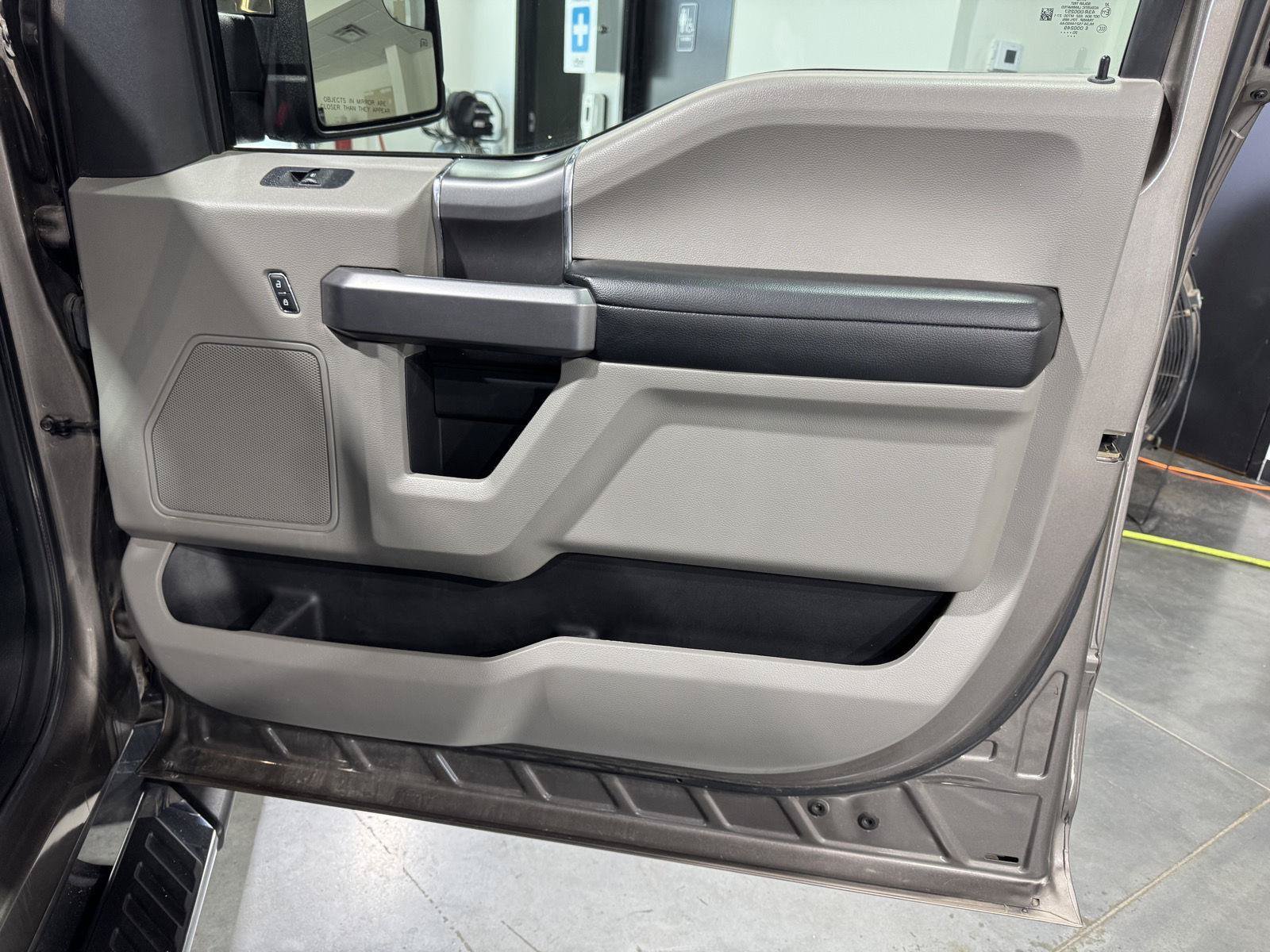 Certified 2020 Ford F150 XLT w/ Equipment Group 302A Luxury AWD/4WD image 20
