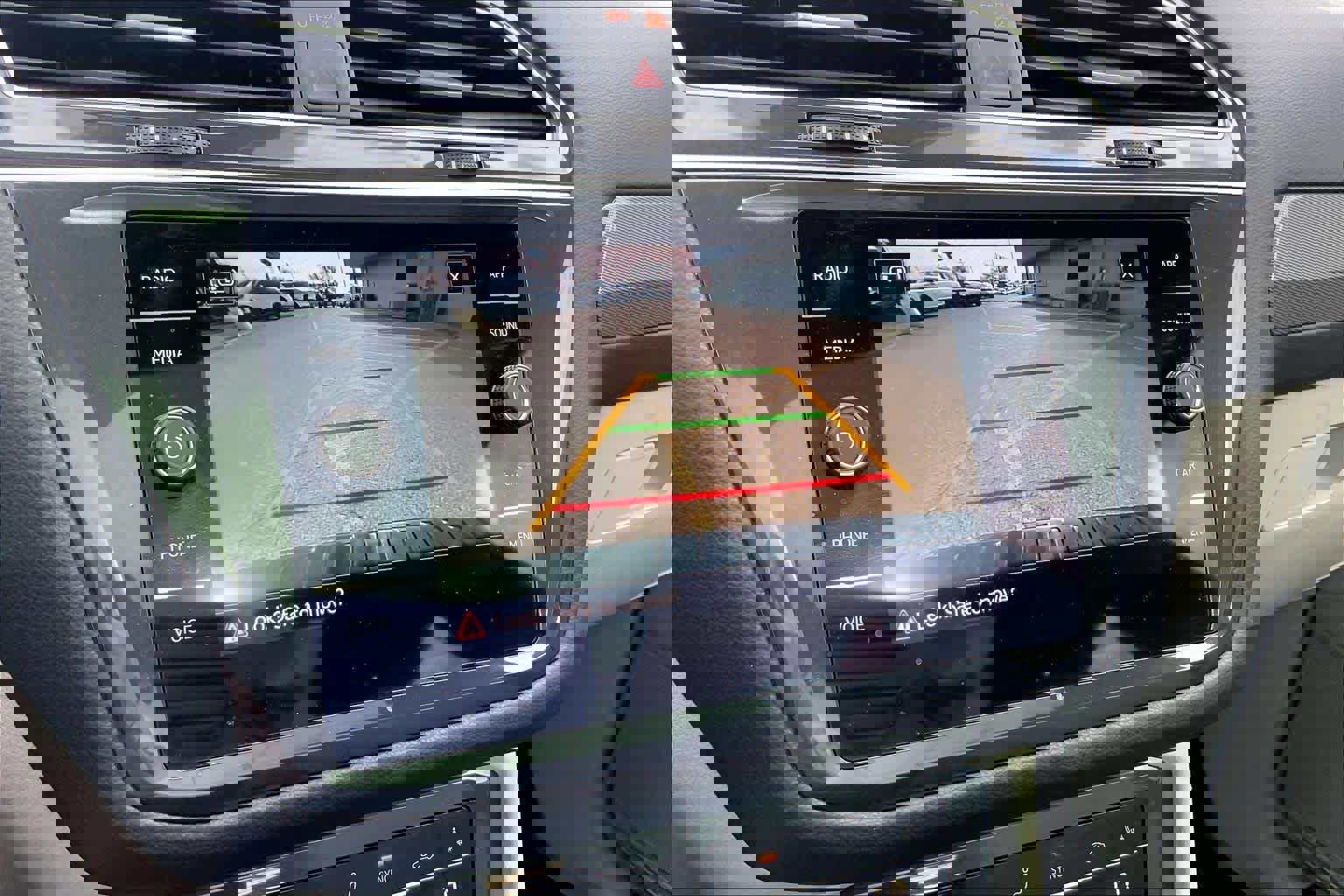 Used 2024 Volkswagen Tiguan SE R-Line image 26