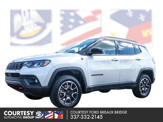 Used 2025 Jeep Compass Trailhawk