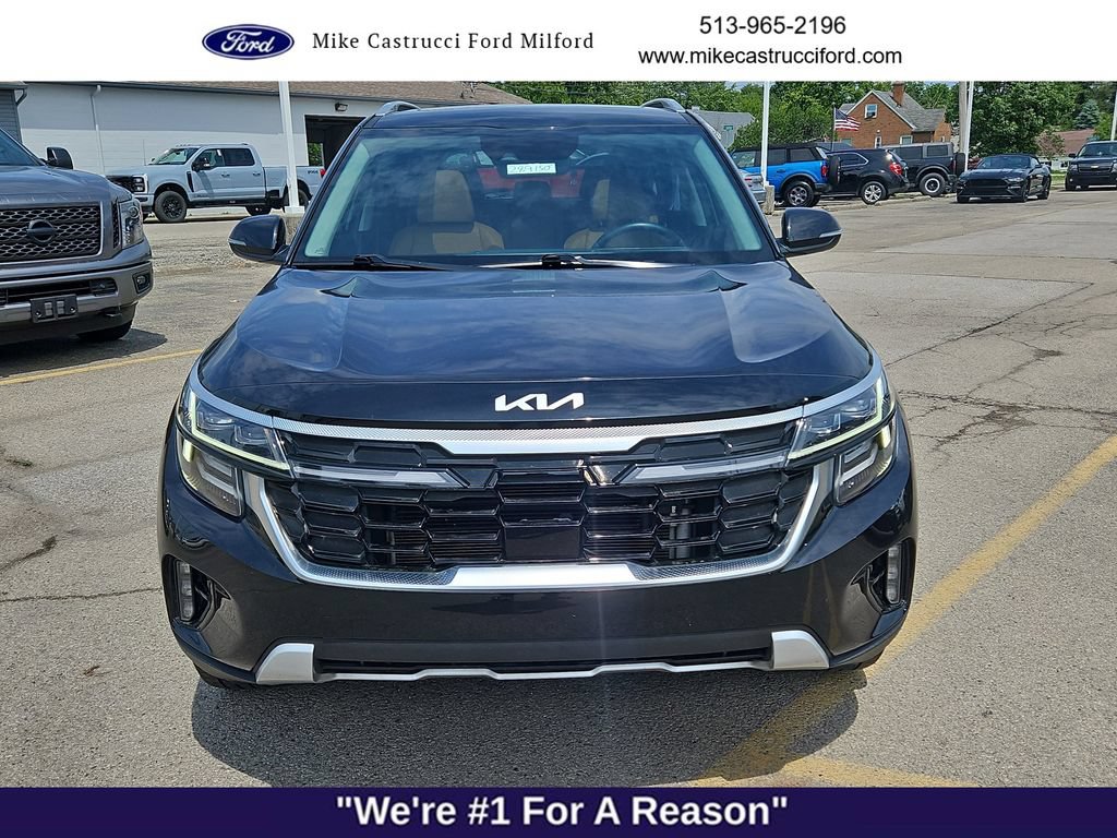 Used 2024 Kia Seltos SX w/ SX Sunroof Package AWD/4WD image 8