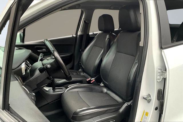 Used 2022 Chevrolet Trax LT w/ LT Convenience Package image 28