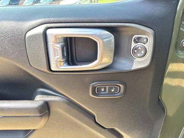 Used 2022 Jeep Gladiator Sport AWD/4WD image 24